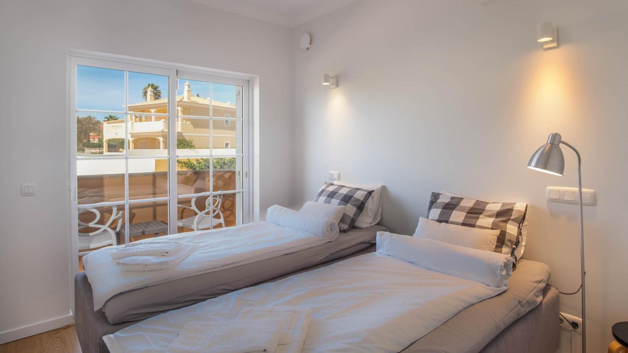 Canto Do Sol # 4 Bedroom Villa Lagos Extérieur photo
